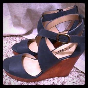 Navy Lucky Brand wedges.